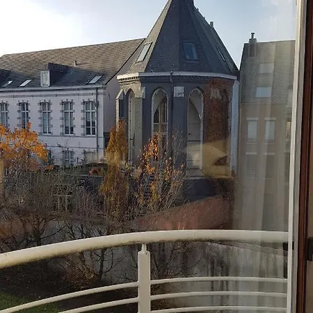 アパート Dans Le Coeur Historique De