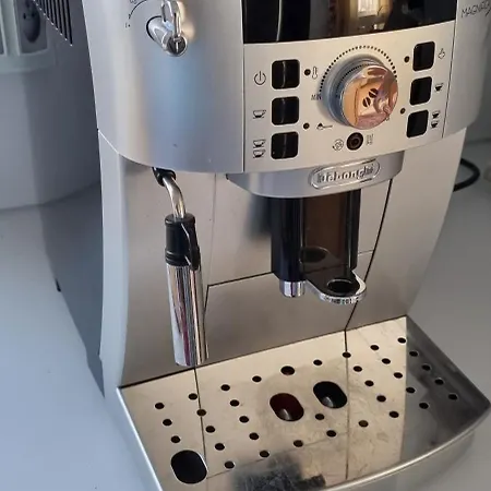 アパート Dans Le Coeur Historique De モンス